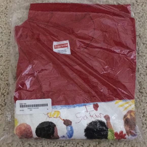 Supreme Kids Tee - Picture 3 of 3